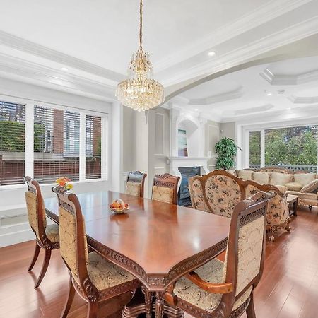 Luxurious Getaway In Vancouver-Private Room With Attached Bathroom Екстериор снимка
